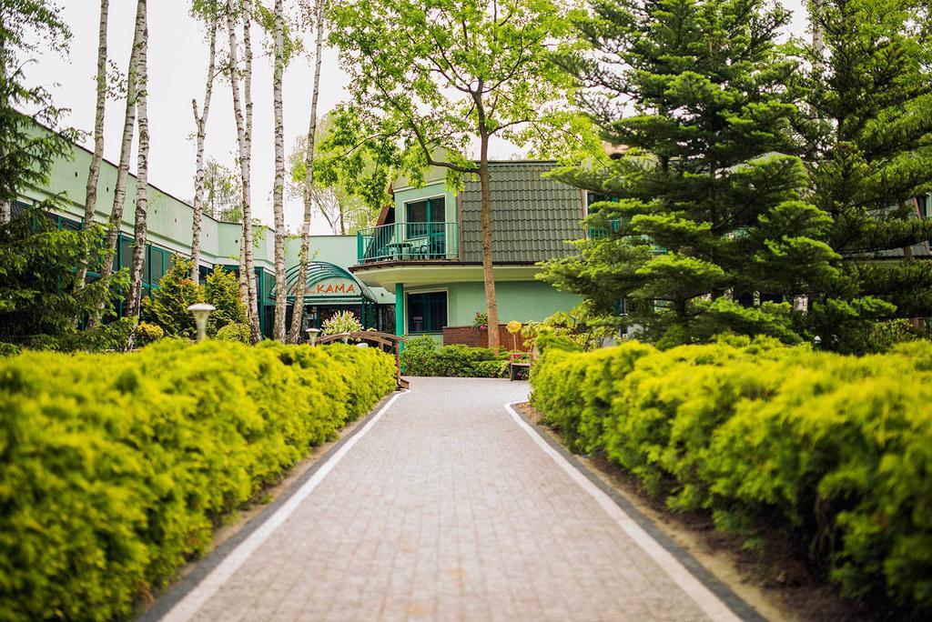 Hotel Kama Park Сєракув Екстер'єр фото